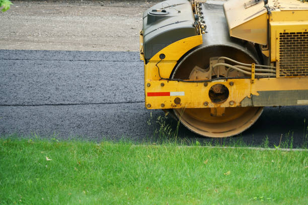 Best Concrete Driveway Installation  in Herculaneum, MO